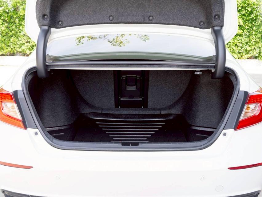 Honda Accord 1.5EL Turbo  ปี 2019 สวยสภาพป้ายแดง การันตีรถสวยทุกจุด รูปที่ 9