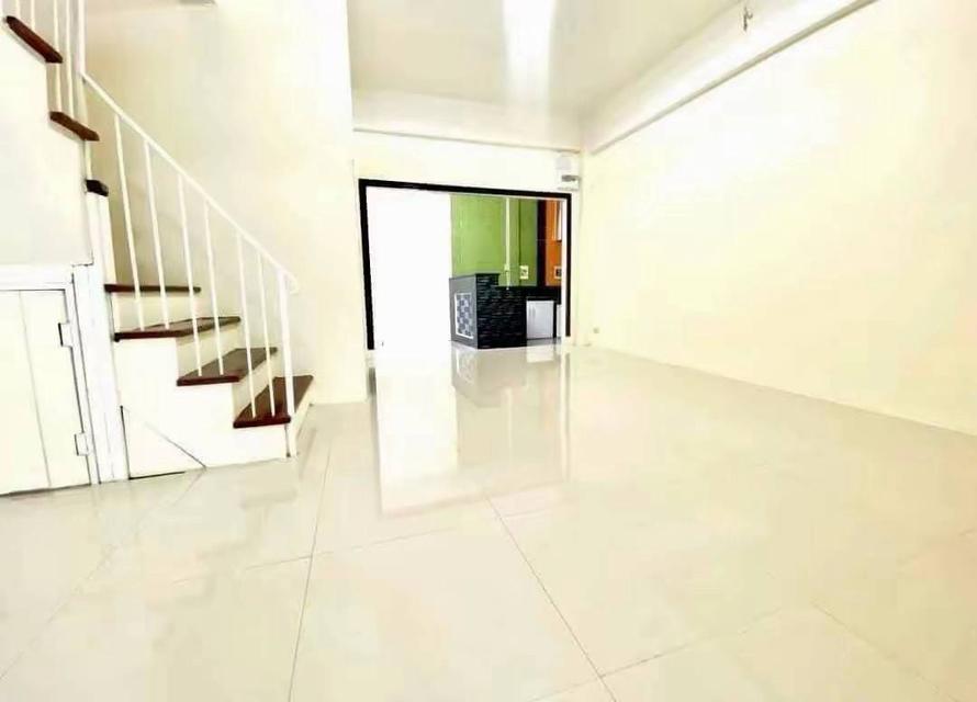 ให้เช่า ทาวน์เฮ้าส์รีโนเวทใหม่ หมู่บ้านศรีทับทิม ปากเกร็ด 6