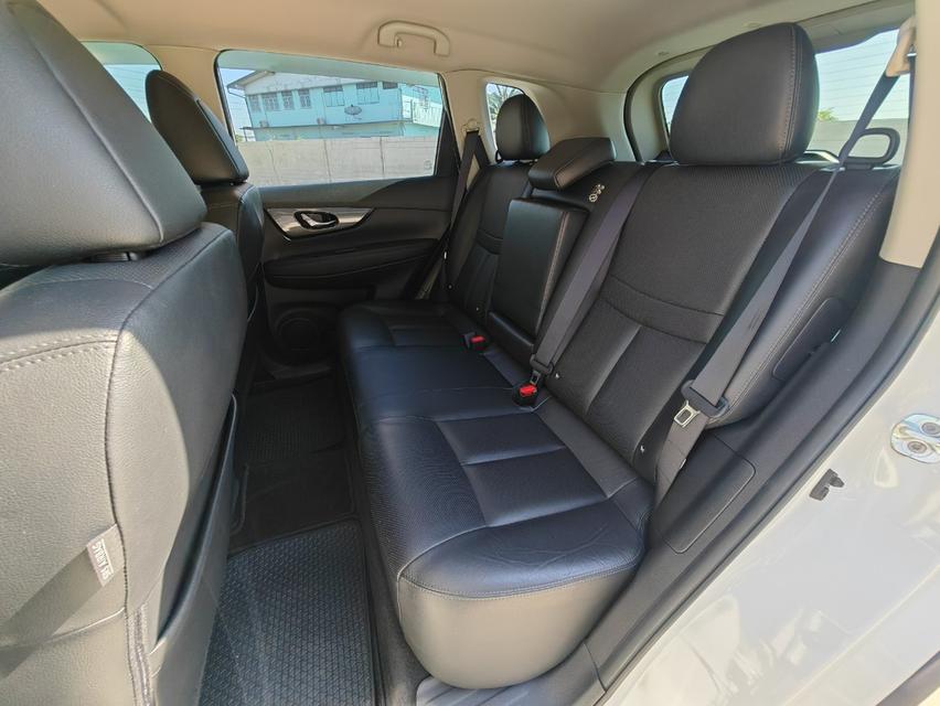 ขาย NISSAN X-TRAIL 2.0V HYBRID ปี 2018 ไมล์แท้ 160,000 กม. 8