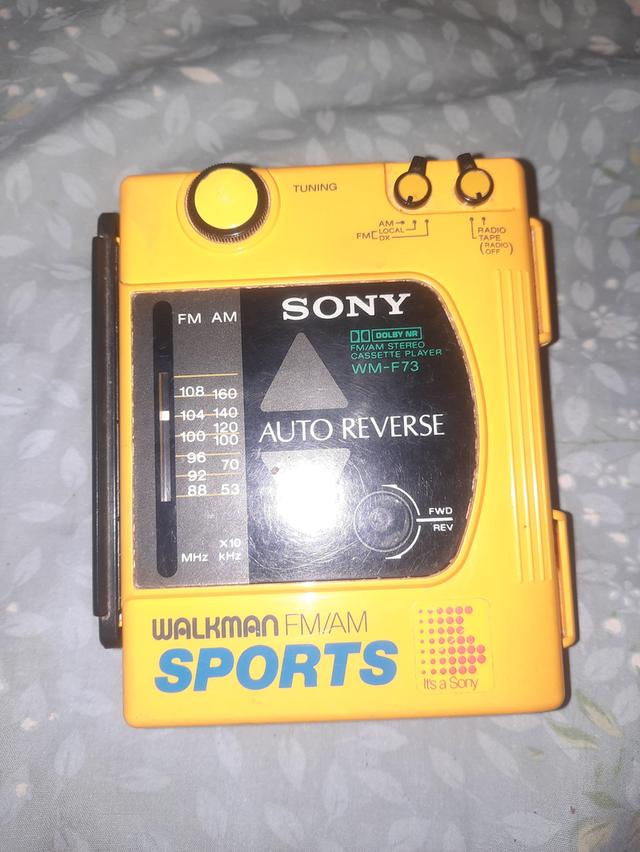 Sony Walkman Sports WM-F73