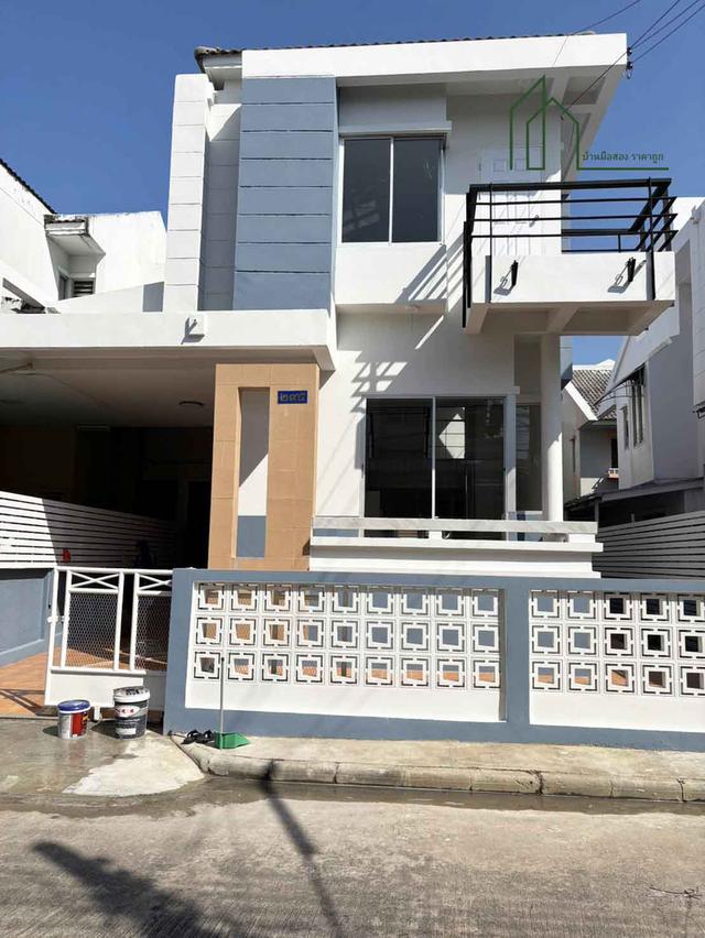 บ้านแฝด 2 ชั้น ม.กราฟฟิคเพลส ถนนเทพารักษ์ กม.22 พร้อมอยู่ 3