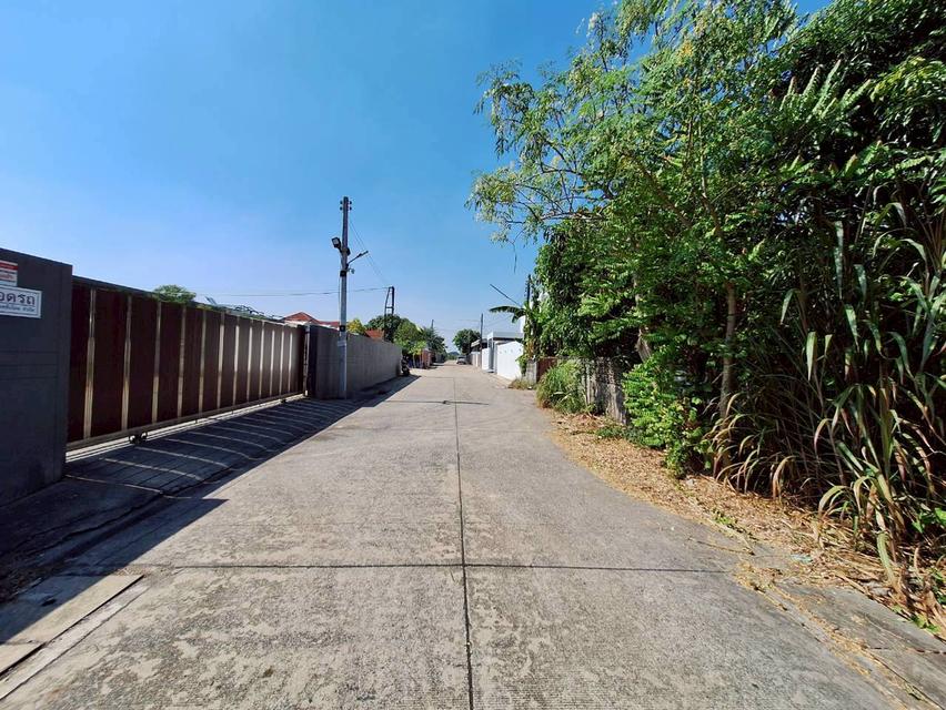 ที่ดินพร้อมสิ่งปลูกสร้าง ซอยไสวประชาราษฎร์ 33 (ร่วมสุข8) ลำลูกกาคลอง 4 ถนนลำลูกกา ต.ลาดสวาย อ.ลำลูกกา จ.ปทุมธานี 5