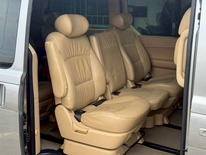 ขาย Hyundai H1 2.5Deluxe ปี19 13