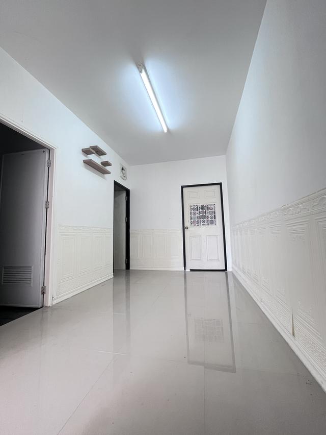 อาคารพาณิชย์/ทาวเฮ้าส์ 8