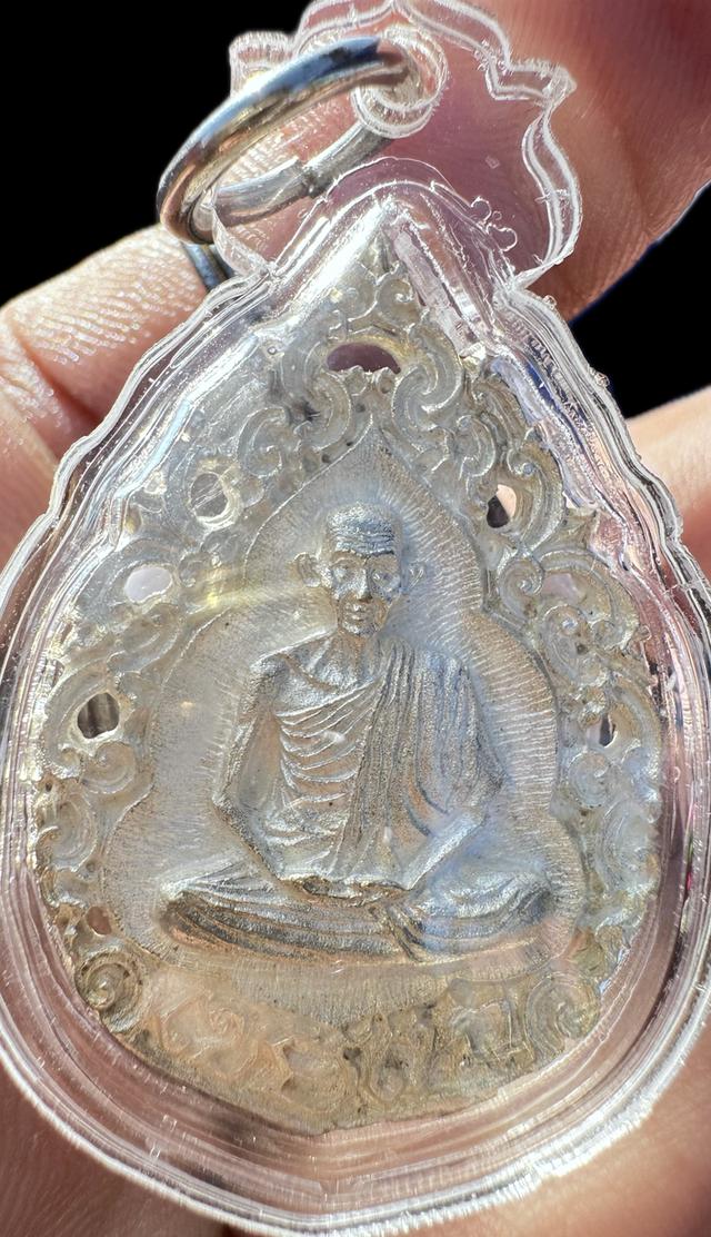 หลวงพ่อเกษม เขมโก สุสานไตรลักษณ์ รูปที่ 4