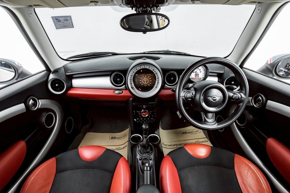 MINI COOPER 1.6 RHD SUNROOF (R56) 2011 12