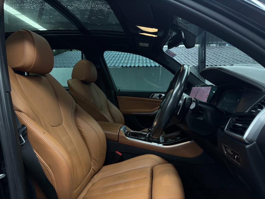 (แจ้งรหัสรถ WMT6) BMW X5 xDrive30d M Sport ปี 2022 รูปที่ 13