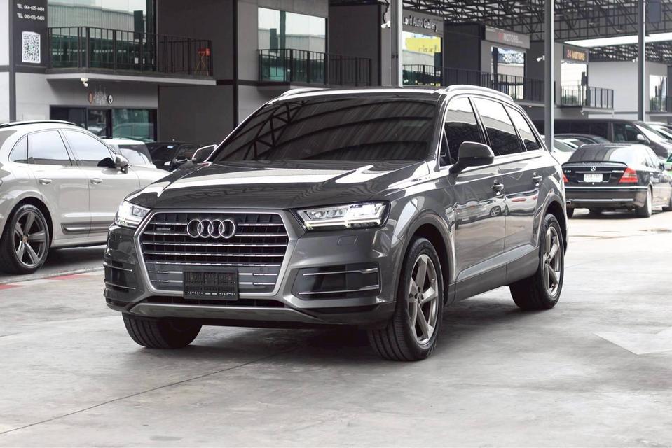 Audi Q7 2.0 40 TFSI quattro 4WD 2017 SUV ระดับPremuim อ๊อฟชั่นล้นๆ คุ้มมากๆ