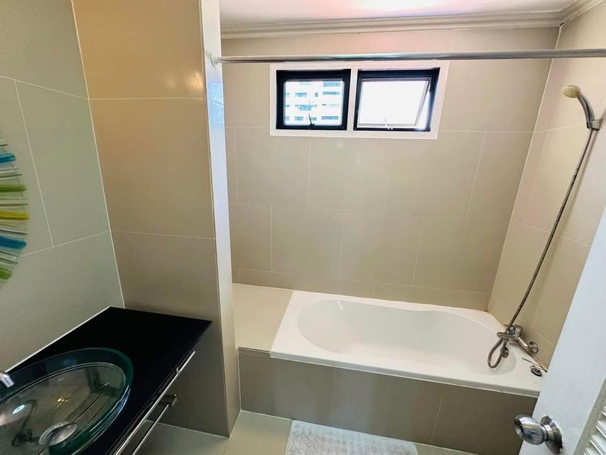 TOWNHOME สุขุมวิท ซอย 3 ใกล้มหาวิทยาลัย น้องๆนักศึกษาอยากจะหารกันเพื่ออยู่ หรือมองหาทำเลดีๆ สำหรับทำธุรกิจปล่อยเช่าAirbnb  12