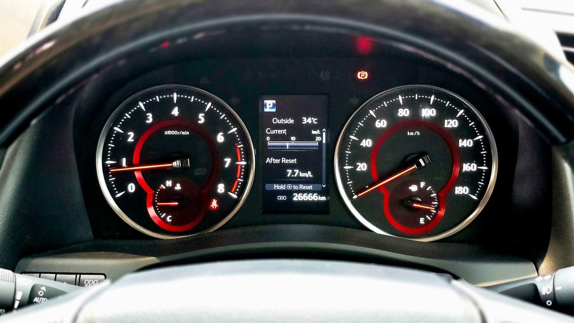 รหัสรถ WB36 TOYOTA Alphard 2.5  SC Package รุ่น Top สุด ปี 22  19