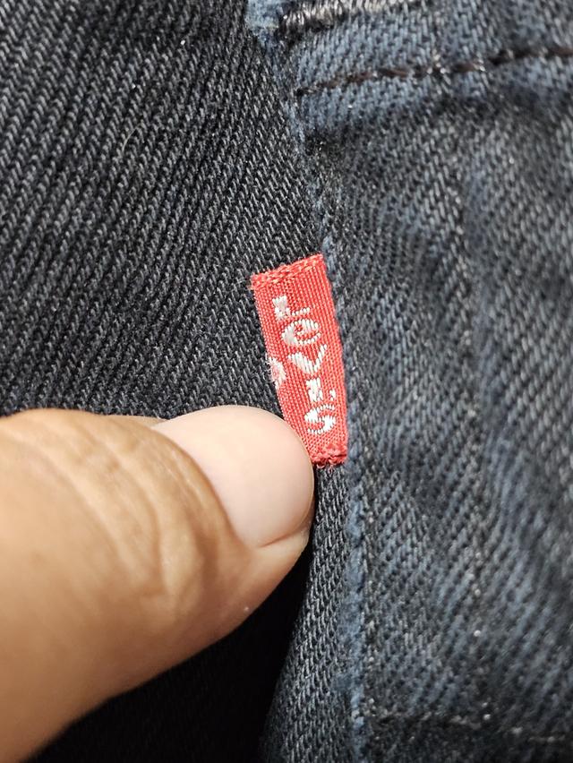Levi's 501 super blackผลิตกันยายนปี 1998 ป้ายกระดาษ ใหม่มากเอว 32"ยาว 42"เป้า 12"ขา 8"3,500 บาท ส่งฟรีทั่วประเทศ รูปที่ 4