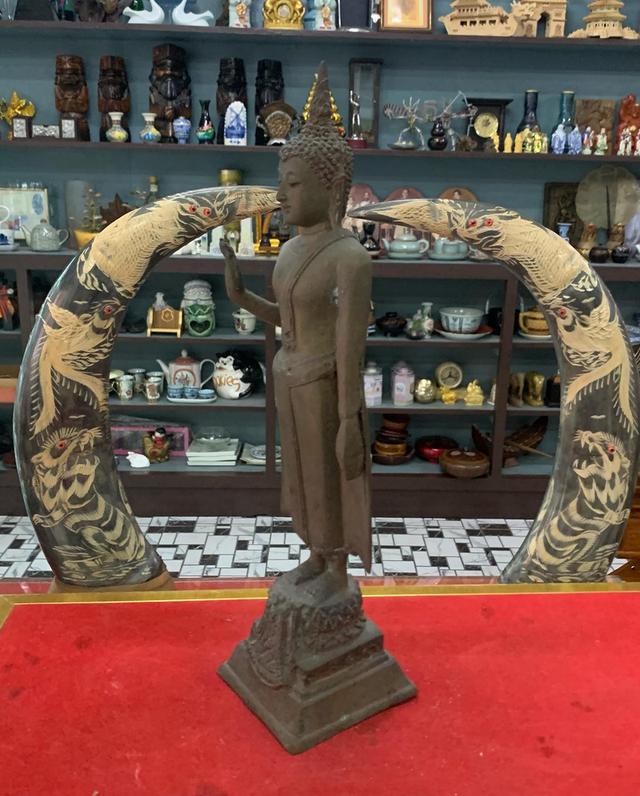 พระทองเหลืองเก่า 3