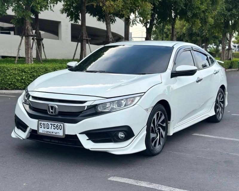 Honda Civic FC 1.8 EL เกียร์ Auto สีขาว ปี2018 รหัส QT7560 3