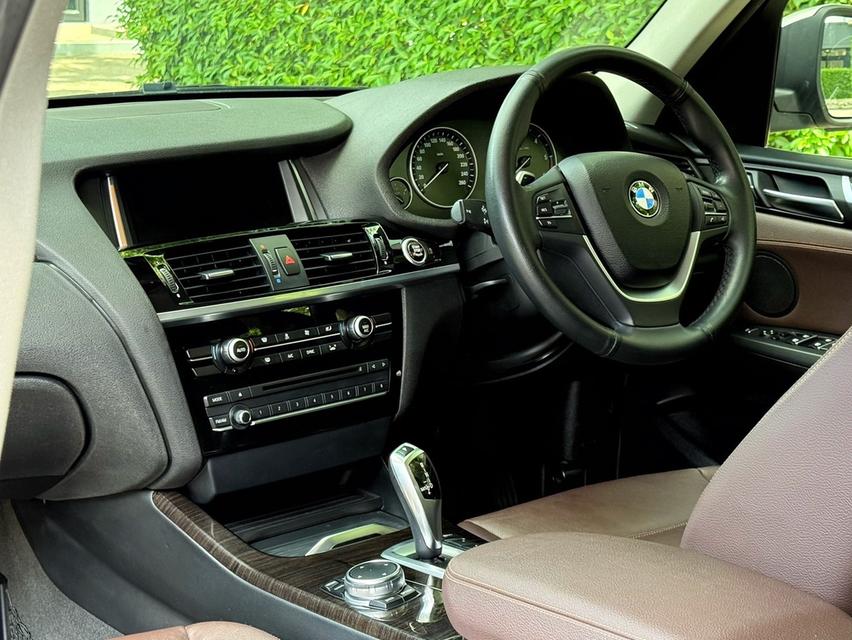 2016 BMW X3 LCI รถมือเดียวออกป้ายแดง รถวิ่งน้อย เข้าศูนย์ทุกระยะ ไม่เคยมีอุบัติเหตุครับ 12