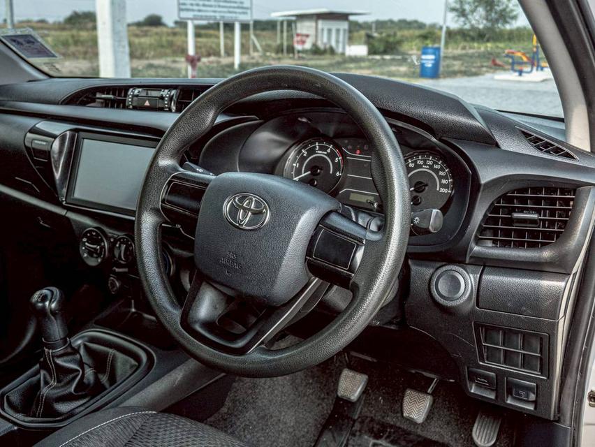 TOYOTA Hilux Revo SmartCab 2.4 Z edition ปี 2022 สีขาว 16