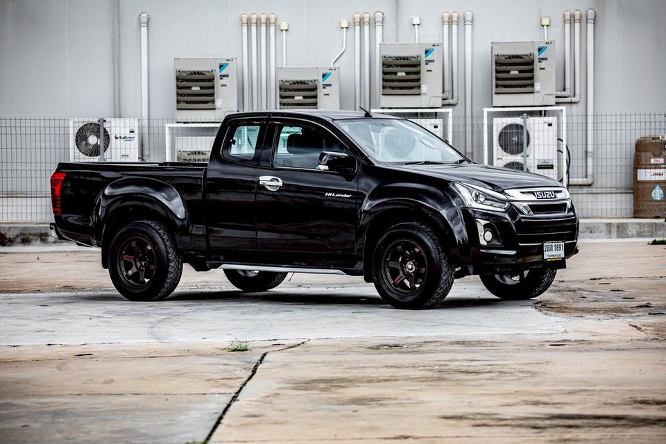 ISUZU D-MAX Hi-lander Cab 1.9 Ddi L ปี 2018 สีดำ มือเดียวป้ายแดง