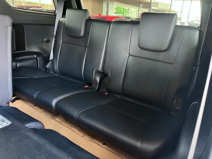 ขาย Toyota Fortuner 2.8GR 4wd ปี22 17
