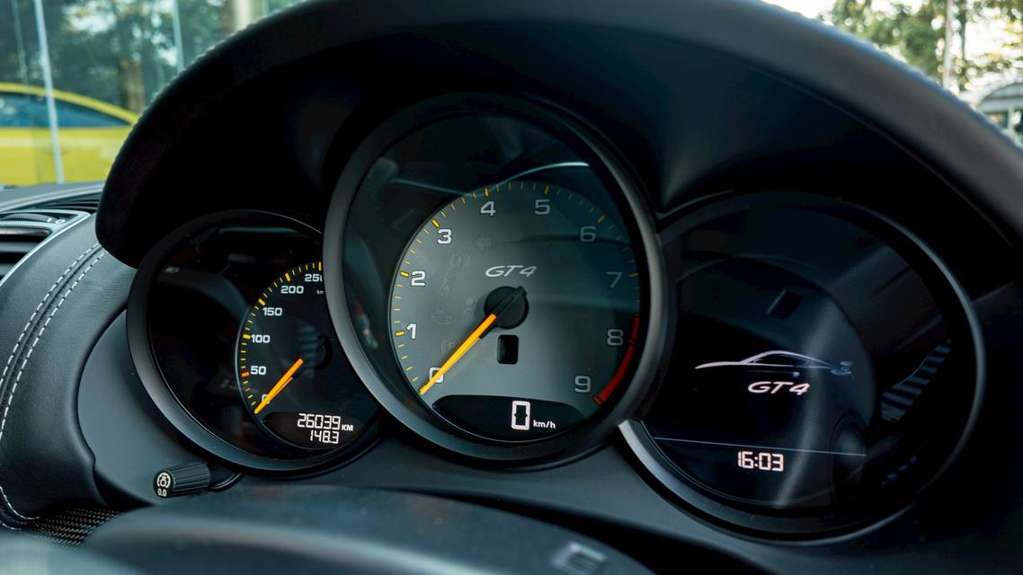 Porsche Cayman GT4 2016 สีดำ รถศูนย์ AAS คันเดียวในไทย รูปที่ 7