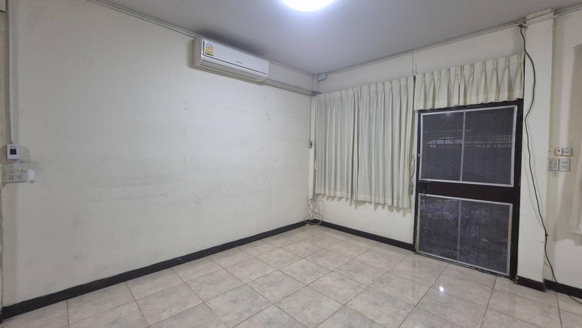 บ้านเช่ารามอินทรา 40 ใกล้รถไฟฟ้า 2