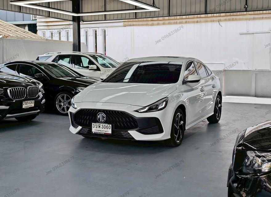 MG-5 D+ sunroof 2023