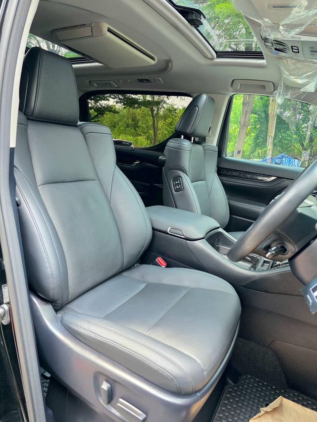 Toyota ALPHARD 2.5SC PACKAGE สีดำ ปี 2023 ไมล์ 30,000 กม. รูปที่ 8