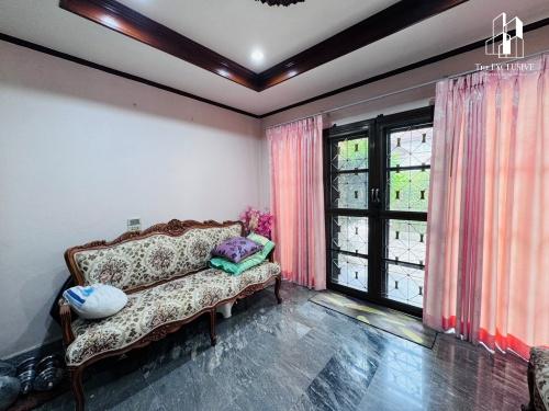 ขายบ้านเดี่ยว 2 ชั้น หมู่บ้านพงษ์ศิริชัย 3 ติดถนนบรมราชชนนี เข้าเมืองสะดวก 8