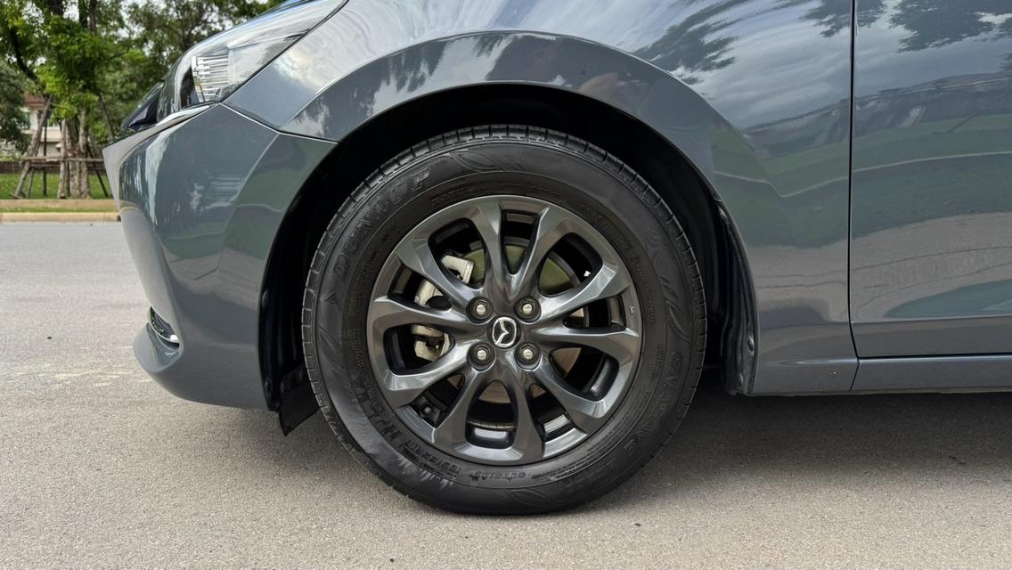 (แจ้งรหัสรถ TPV9510) 🎊  Mazda 2 1.3 S sports Leather  ปี 2020  🎊 รูปที่ 4
