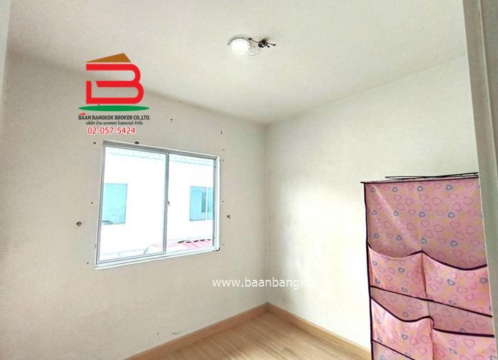 ทาวน์เฮ้าส์ 2 ชั้น หมู่บ้านพฤกษาวิลล์ 55/1 (แฟชั่นไอส์แลนด์) เนื้อที่ 28.6 ตรว. แขวงบางชัน เขตคลองสามวา 8