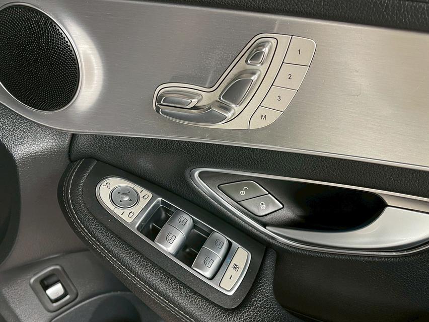 รหัสรถ WMT3439 BENZ C250 AMG ปี 2015  9