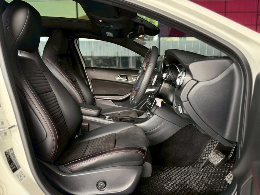 ปี 2018 BENZ GLA-CLASS, 250 AMG โฉม W156 รูปที่ 9