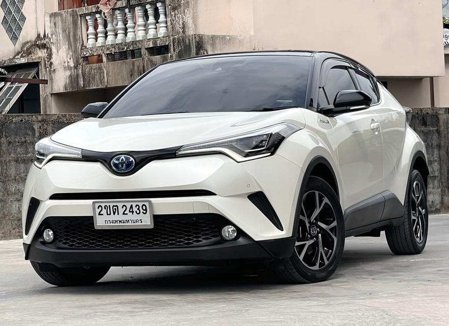 ขาย Toyota CHR 1.8Hybrid ปี19