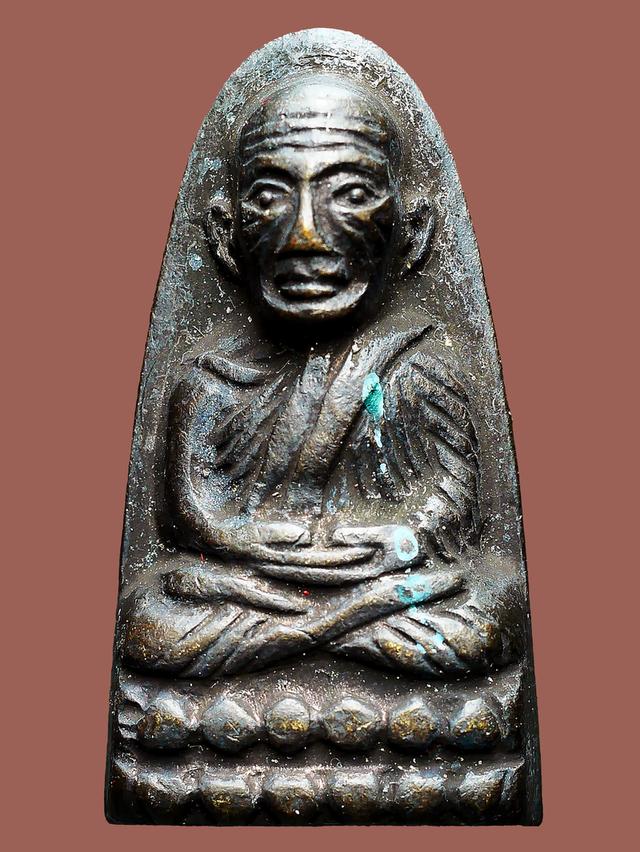 หลวงปู่ทวด เตารีด หลังหนังสือเล็ก วัดช้างให้ ปี 2505...เก่า เดิมๆ