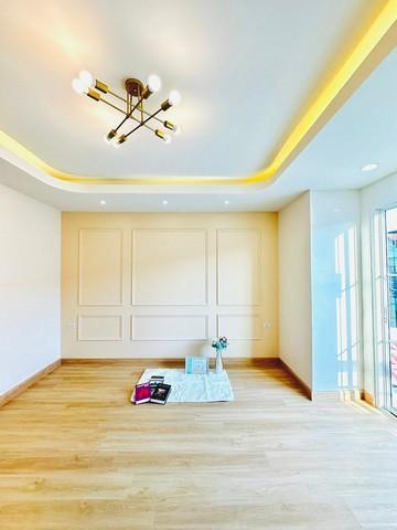 ขายทาวน์เฮาส์ 2 ชั้น รีโนเวทใหม่ หมู่บ้านมารวย บางเขน ซอยพหลโยธิน54/1 ย่านวัดเกาะ-เพิ่มสิน-สายไหม เขตสายไหม 12