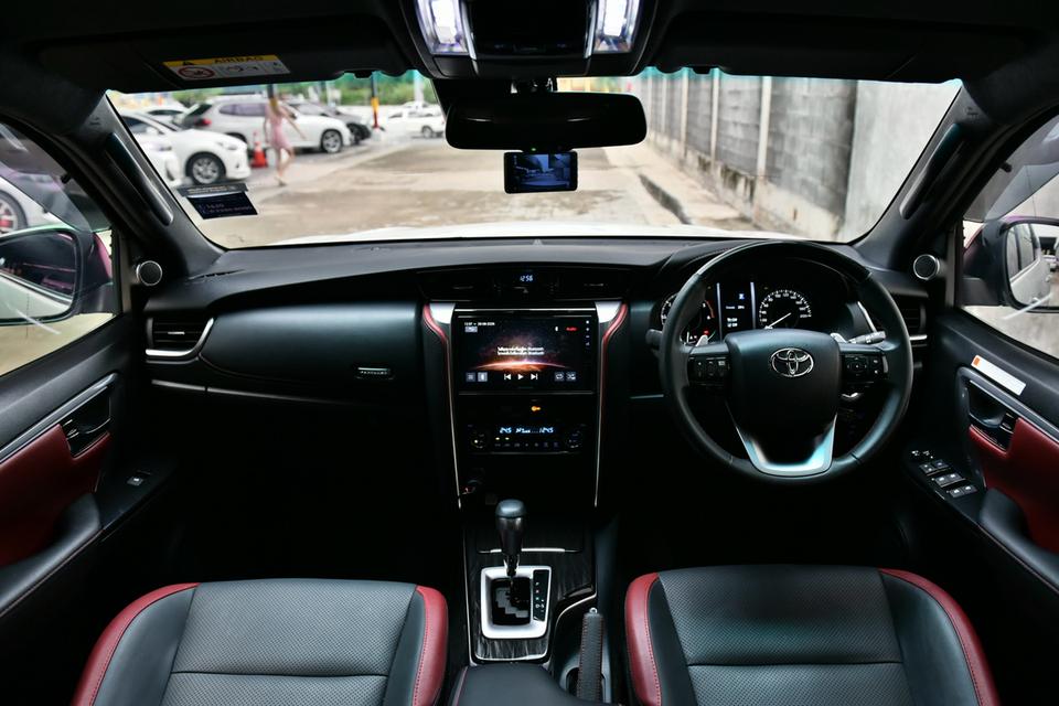 FORTUNER LEGENDER BLACK TOP ทะเบียนคืน รูปที่ 13