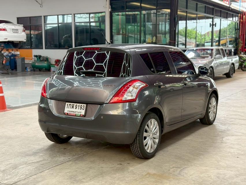 ตัวท็อปสุดในรุ่น สภาพกริ๊บๆ ใช้งานน้อย 73,000กม. SUZUKI SWIFT 1.2 GLX ปี2013