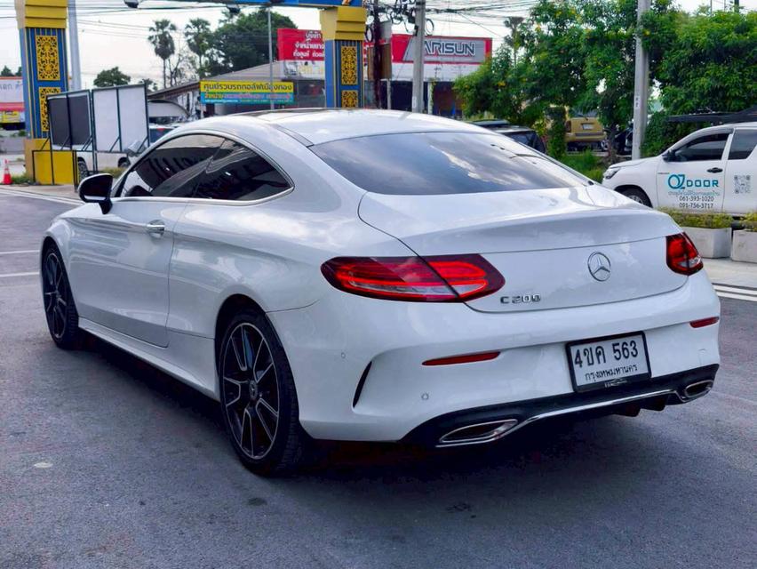 รหัสรถ KPV563 2023 BENZ C200 2.0 COUPE AMG DYNAMIC 8