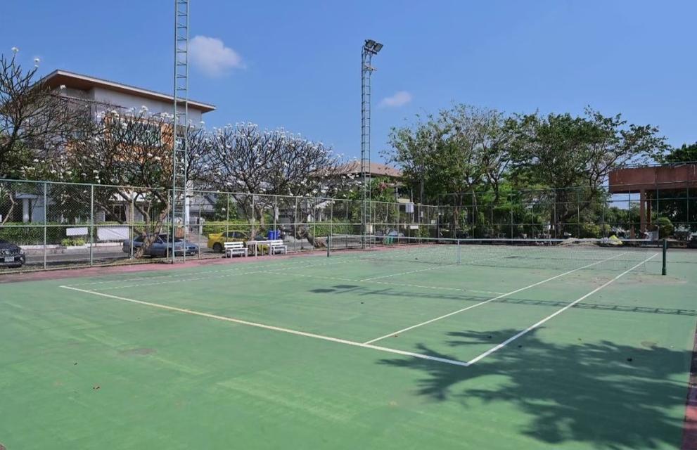 ให้เช่าบ้านเดี่ยว 3 นอน 2 น้ำ พื้นที่ 80 ตรว ใกล้ MRTน้อมเกล้า โรงเรียนเตรียมอุดม เฟอร์ครบ จอดรถ 2 คัน! บ้านหลังใหญ่ บรรยากาศดี เหมาะพักอาศัย 9