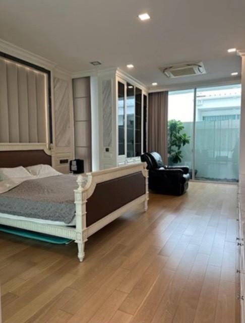 ขายบ้านเดี่ยวหรู 3ชั้น 74 ตร.ว.โครงการ VIVE เอกมัย รามอินทรา บ้านระดับลักชูรี่ฟังก์ชันครบ พร้อมลิฟท์โดยสาร ตกแต่งบิวท์อินทั้งหลัง เฟอร์นิเจอร์ครบ 4