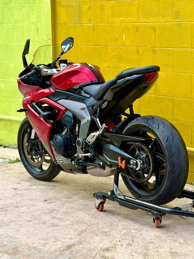 รถบิ๊กไบค์ Triumph Daytona 660 รูปที่ 19