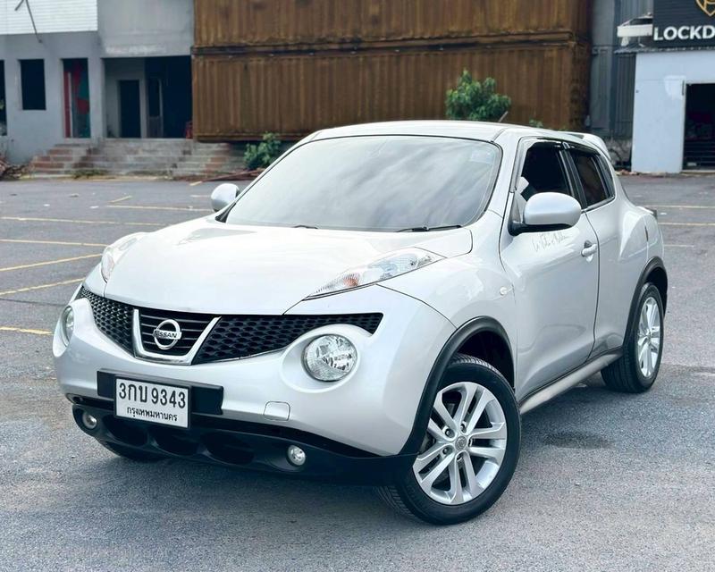 รหัสรถ QT9343 Nissan Juke 1.6 V รุ่น Top  เกียร์ Auto สีเทา ปี2014