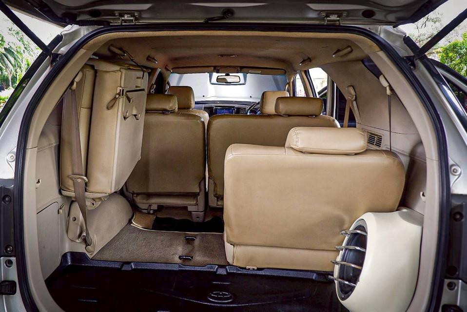 Toyota Fortuner 3.0V เกียร์ Auto 4WD สีบรอนซ์ทอง ปี 2005 15
