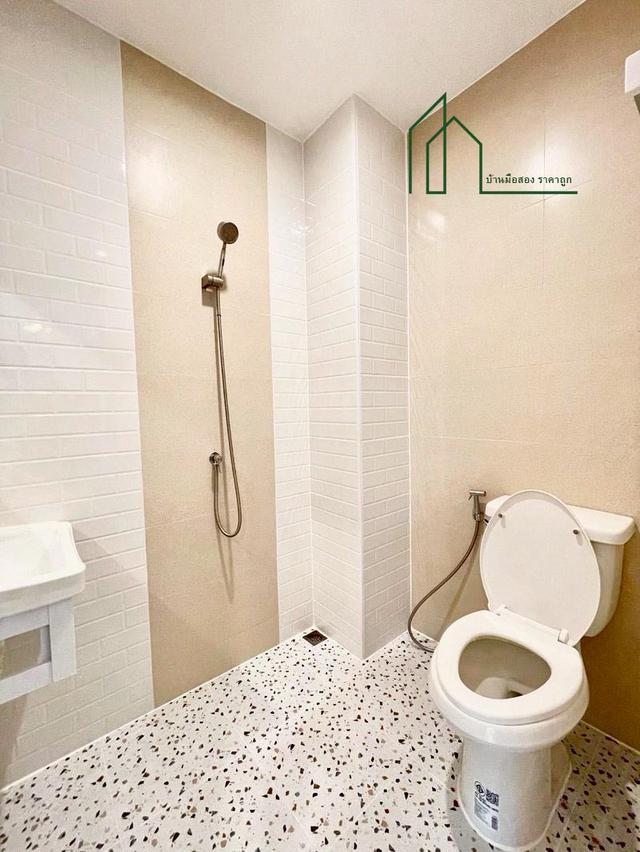 ทาวน์เฮ้าส์ 2 ชั้น หมู่บ้านบัวทองธานี เฟส 18 หลังมุม รีโนเวทใหม่  11