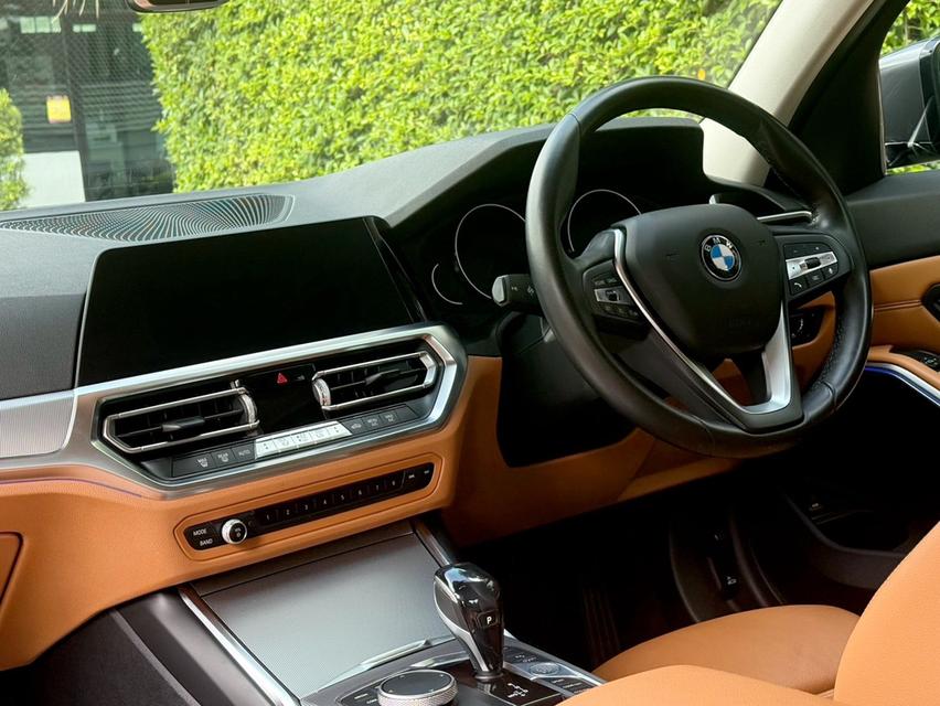 2020 BMW 320D LIMOUSINE รถมือเดียวออกป้ายแดง รถวิ่งน้อย เข้าศูนย์ทุกระยะ ไม่เคยมีอุบัติเหตุครับ 12