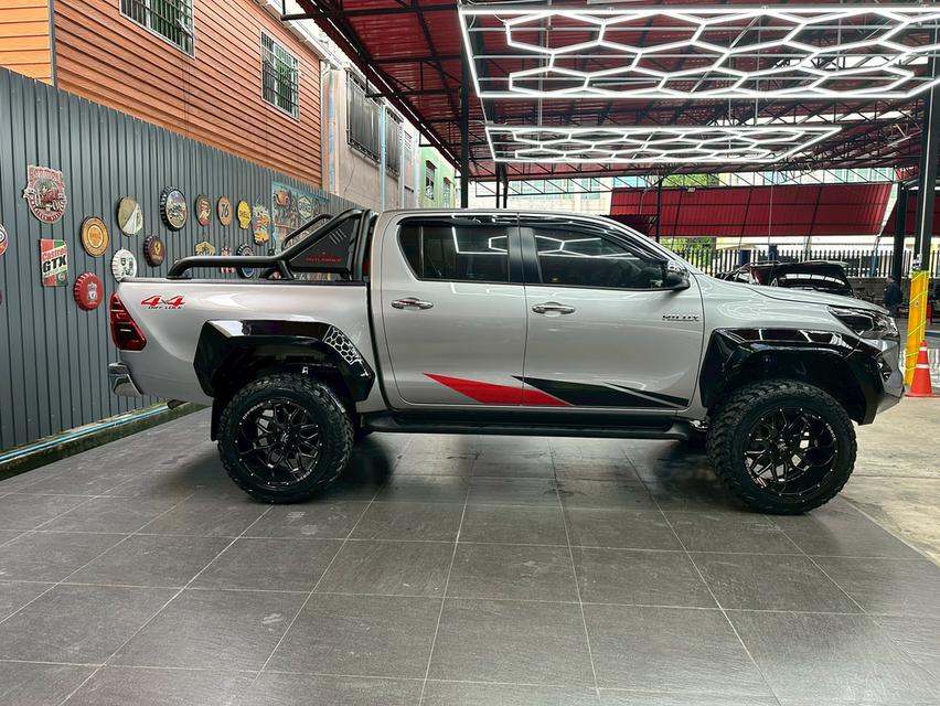 TOYOTA REVO 2.4 E PLUS 4WD DOUBLECAB ปี2020 รถสวยสภาพกริ๊บๆ ออพชั่นจัดเต็ม