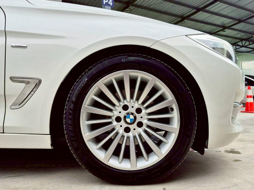 BMW 320D GT ปี15 17