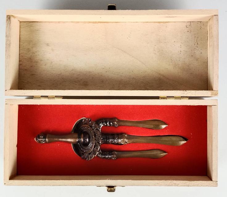 645.พระแสงจักรตรี หอครูเทวาประสิทธิ์