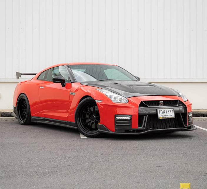 ขาย Nissan GT-R สีส้ม 3