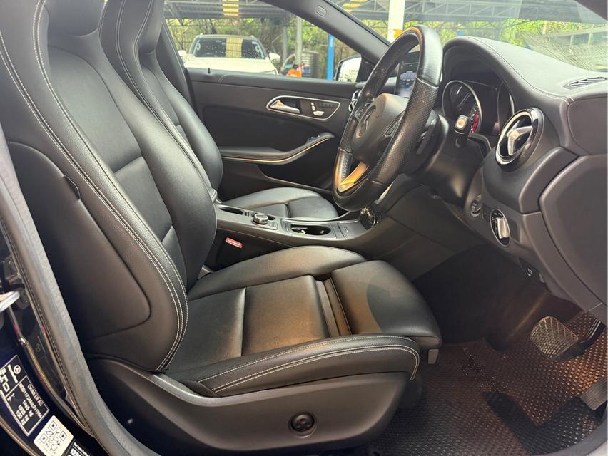 Mercedes-Benz CLA250 AMG Facelift "Night Edition" 2019  15