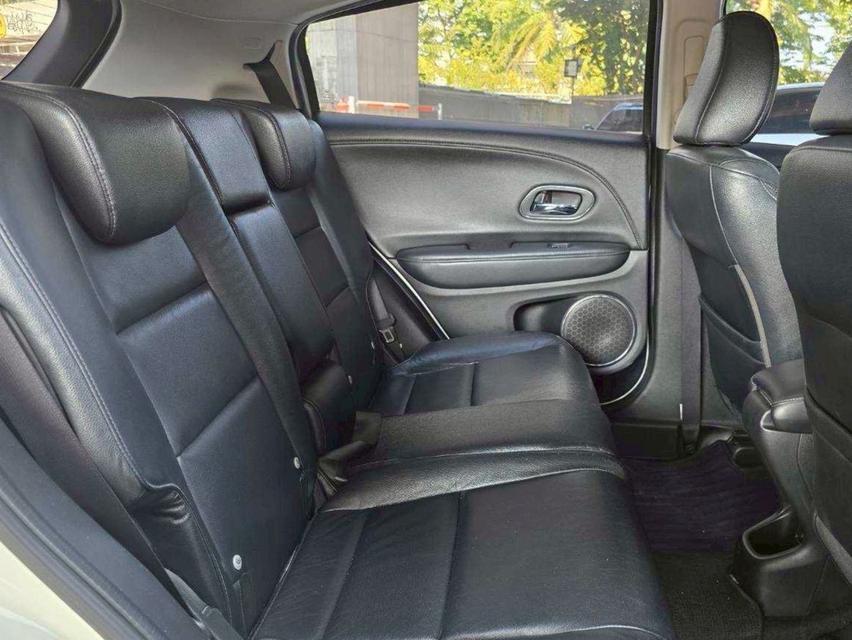 รหัสรถ WRT4041 HR-V 1.8 E Limited ปี 2017 12