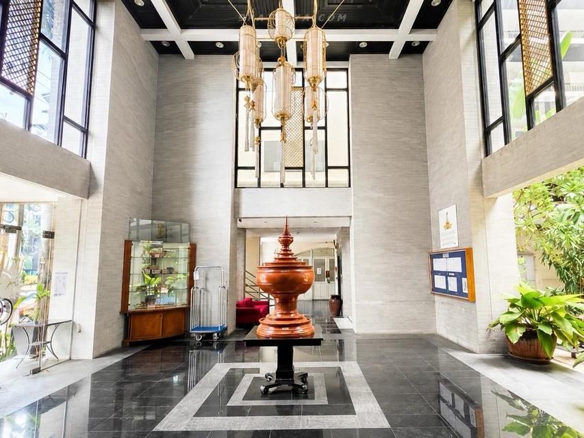 Urgent Sale — Spacious 1-Bedroom Condo at Nirvana, Thappraya RoadSpacious condo for urgent sale at Nirvana on Thappraya Road, located in the Pratumnak 2